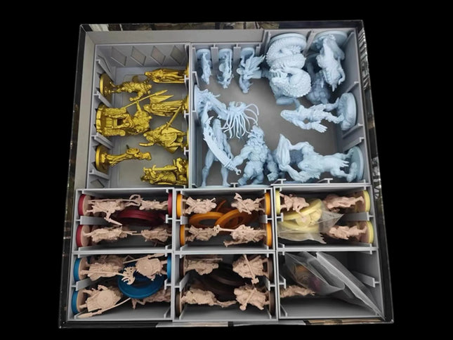 Blood Rage insert in box, monster and clans  compartment